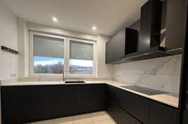  Cuisine design noir mat à Hussigny-Godbranche | Raison Home - 1