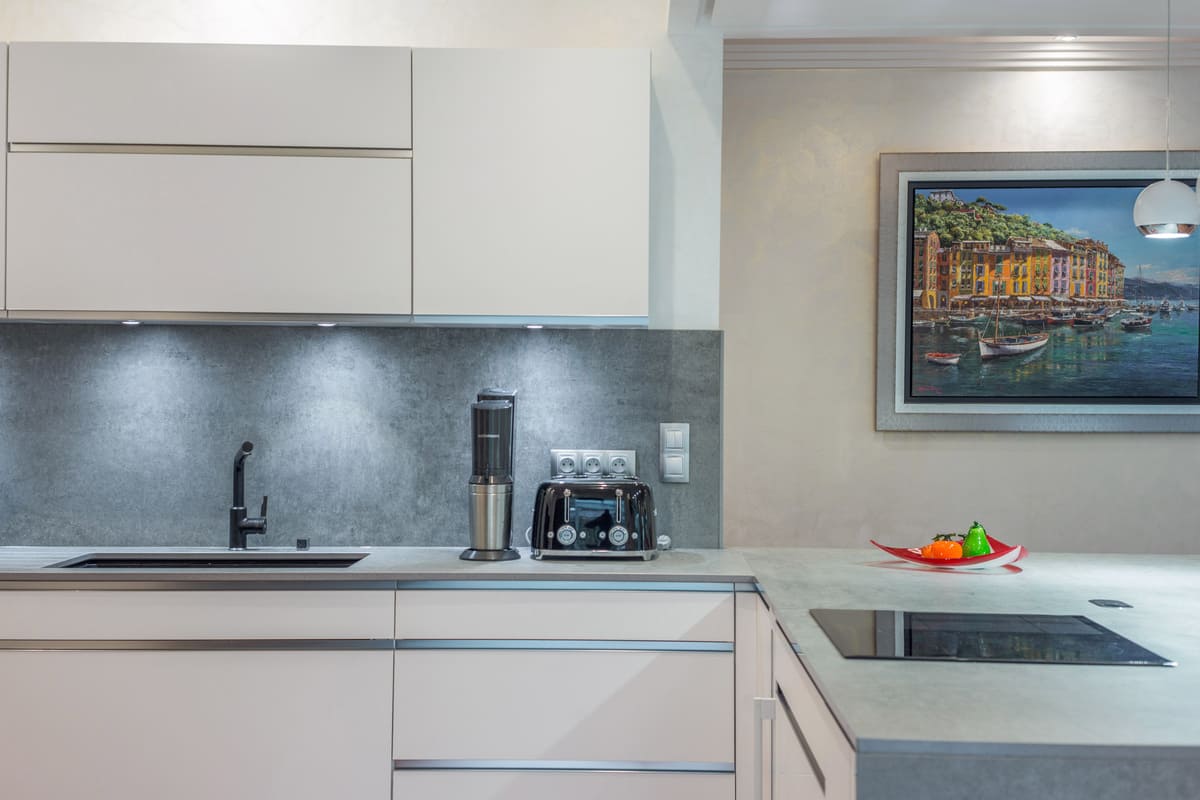 Contemporary white and grey kitchen 6