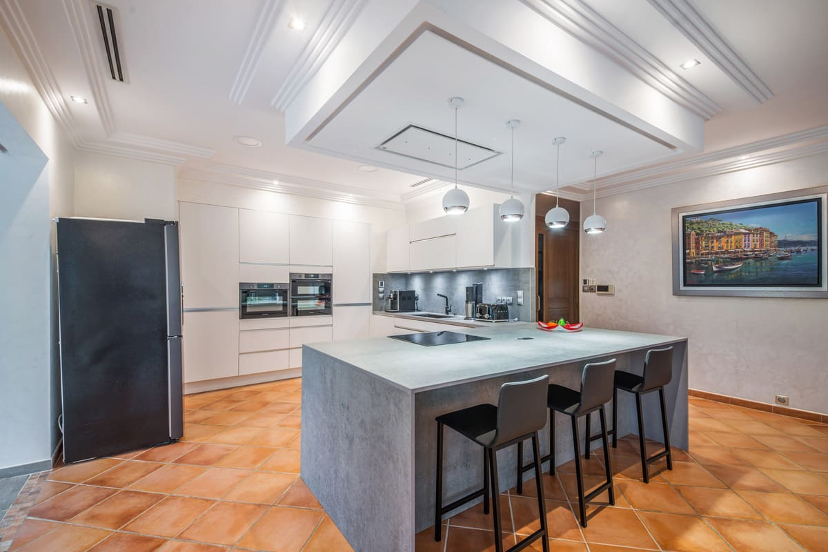 Contemporary white and grey kitchen 2