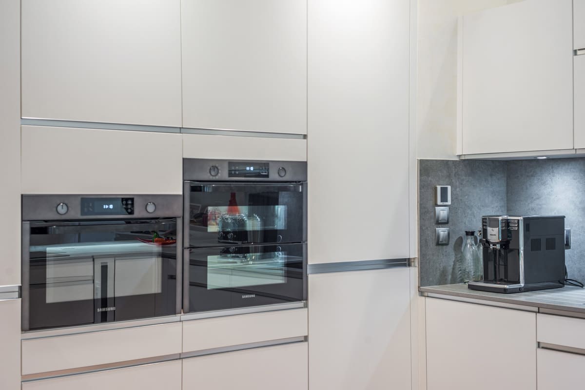 Contemporary white and grey kitchen 5