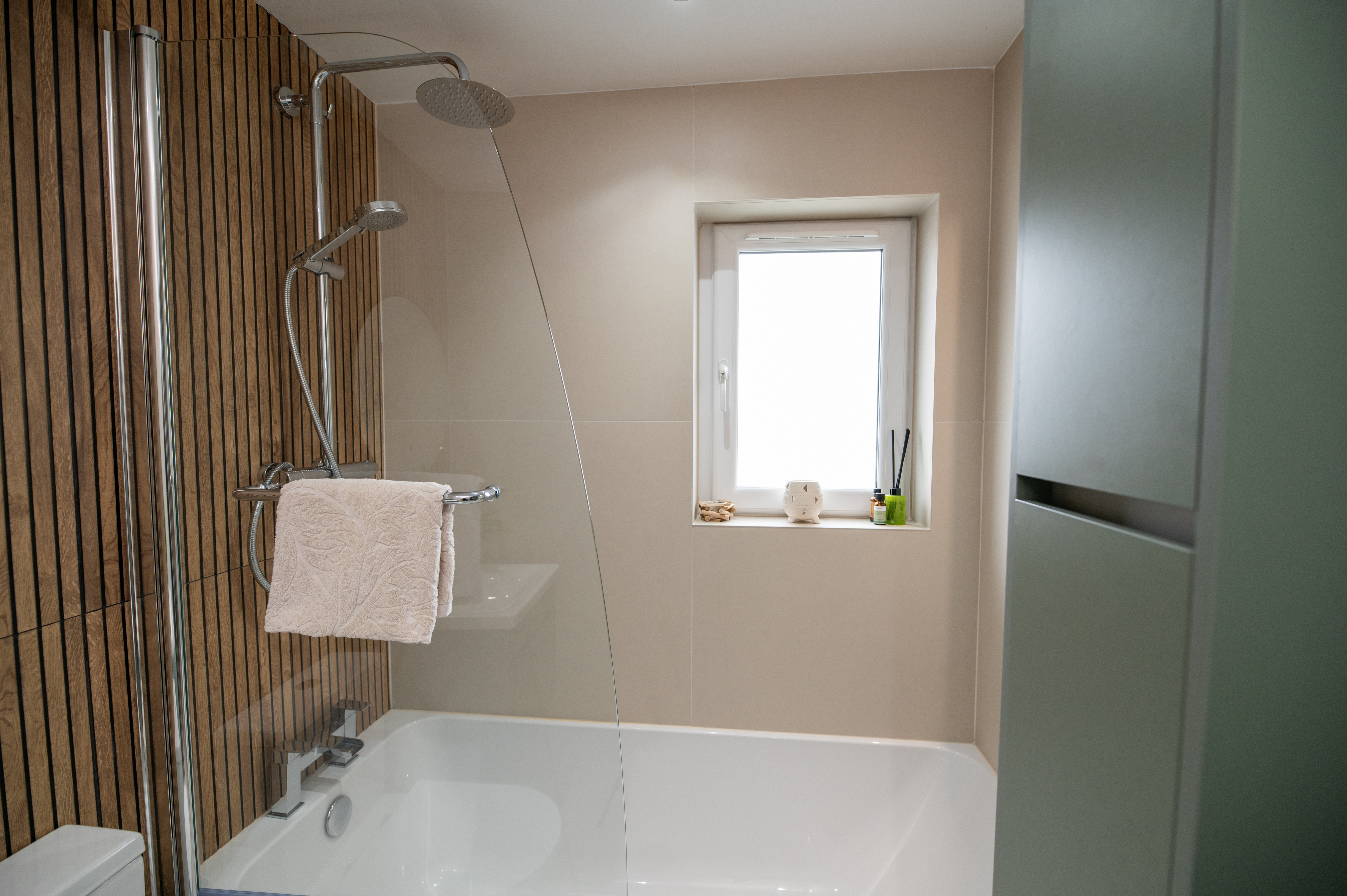 Compact and stylish bathroom, Designed by Fiona Sneddon - 2