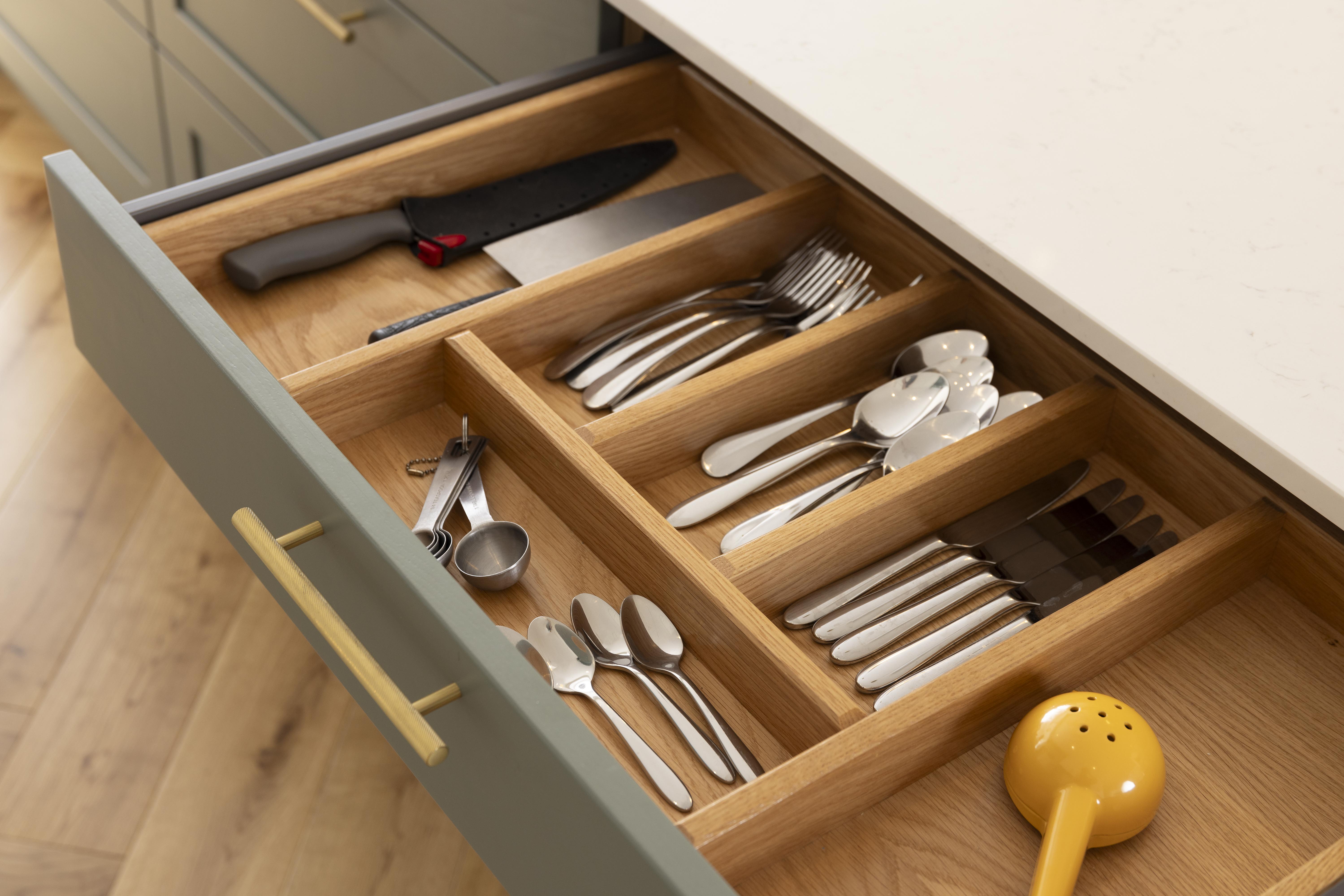 Porcelain and reed green shaker kitchen in London  5
