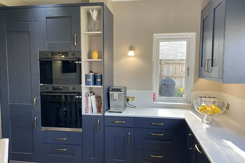 Navy Shaker kitchen in Frome | Raison Home - 3