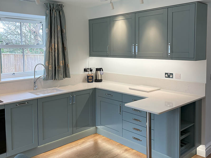 Pale blue shaker kitchen in Wimborne | Raison Home - 2