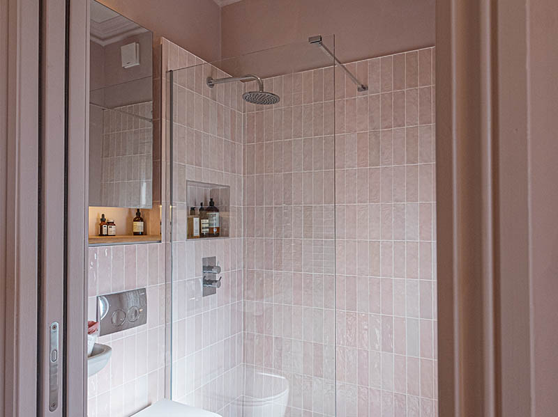 Pink Shower room in Bath  1