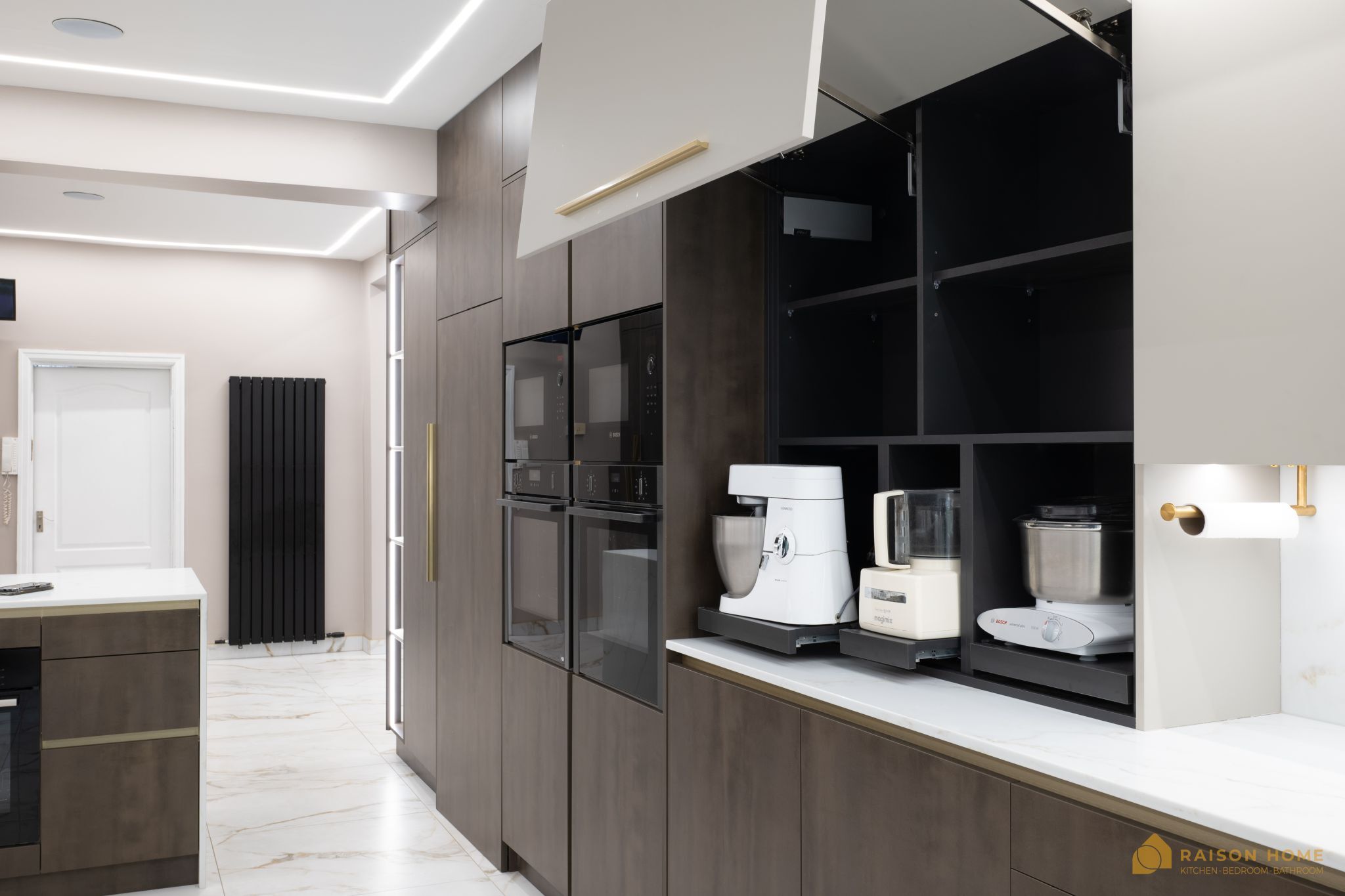 Ambra Metal and Stone Handless Kitchen - 6