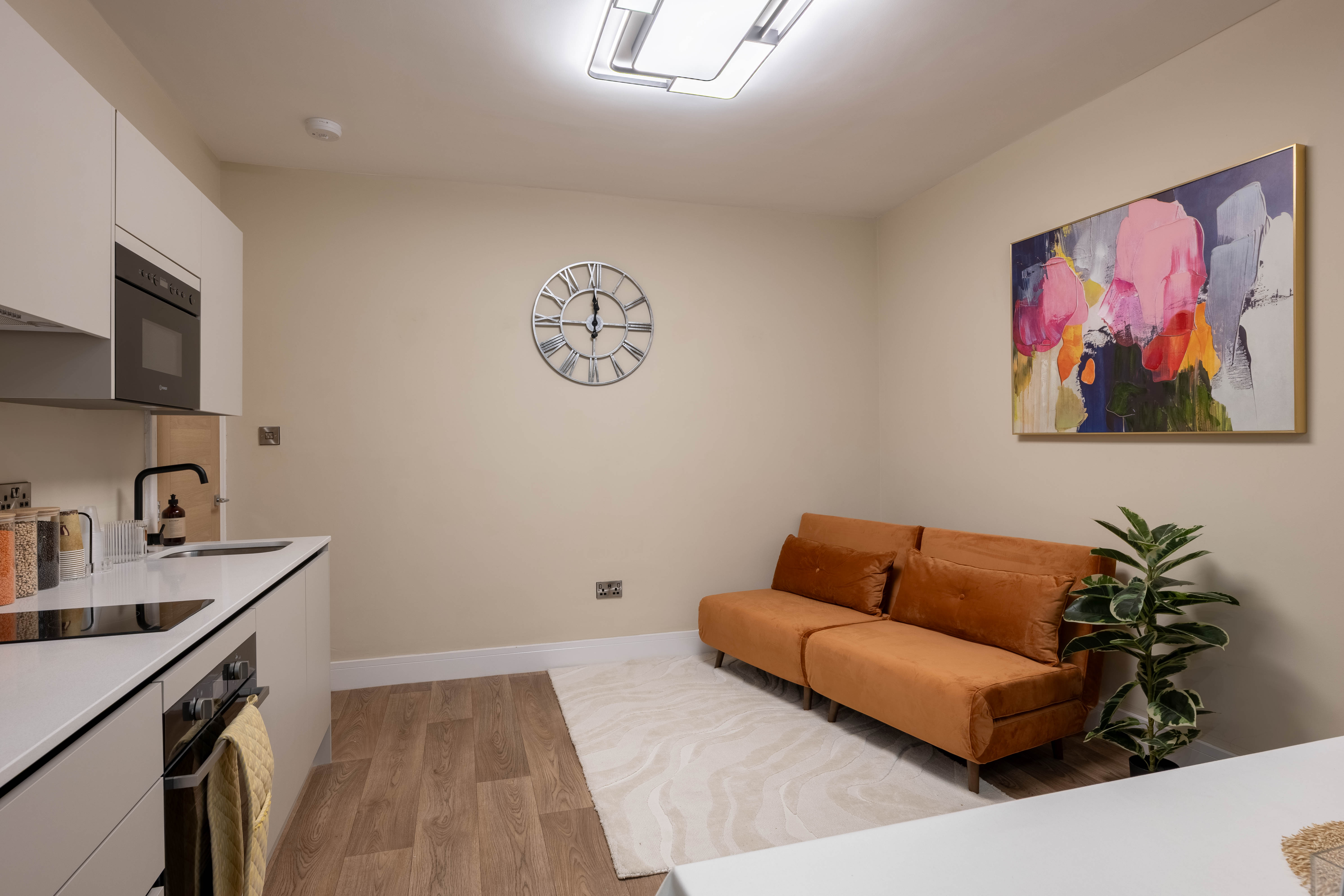 Taupe Handleless By Yakov Salomon - 4