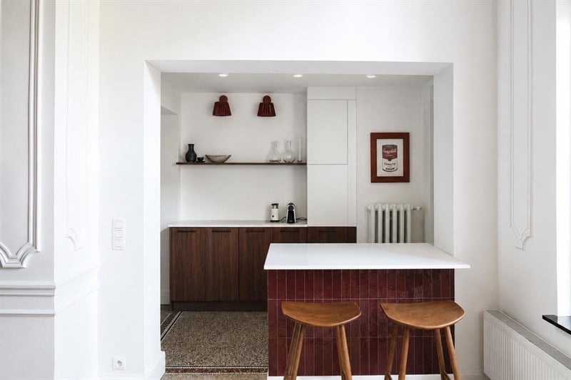 Cuisine contemporaine bois et blanc à Bruxelles | Raison Home - 5