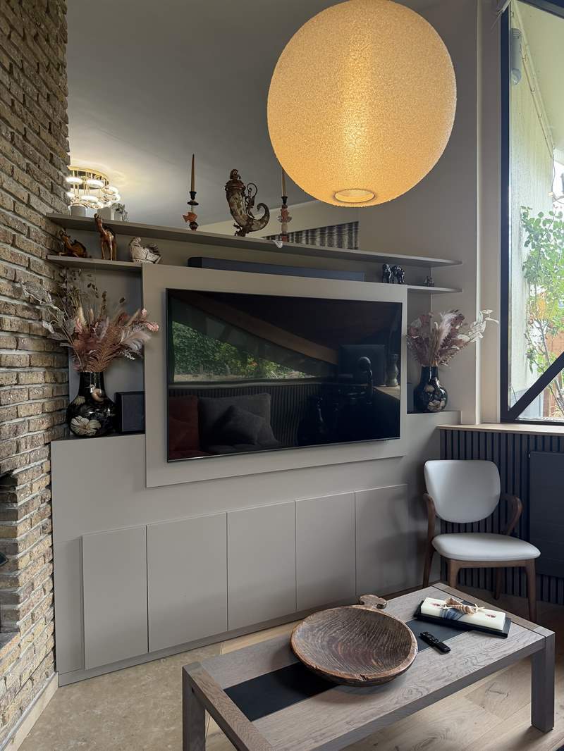 Vaisselier, buffet et meuble TV coordonnés à Neufvilles | Raison Home - 5