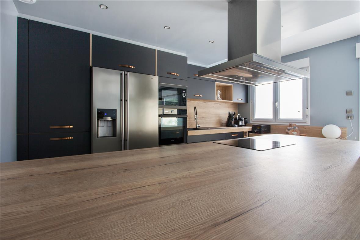 Cuisine ouverte contemporaine noir en L | Raison Home - 2