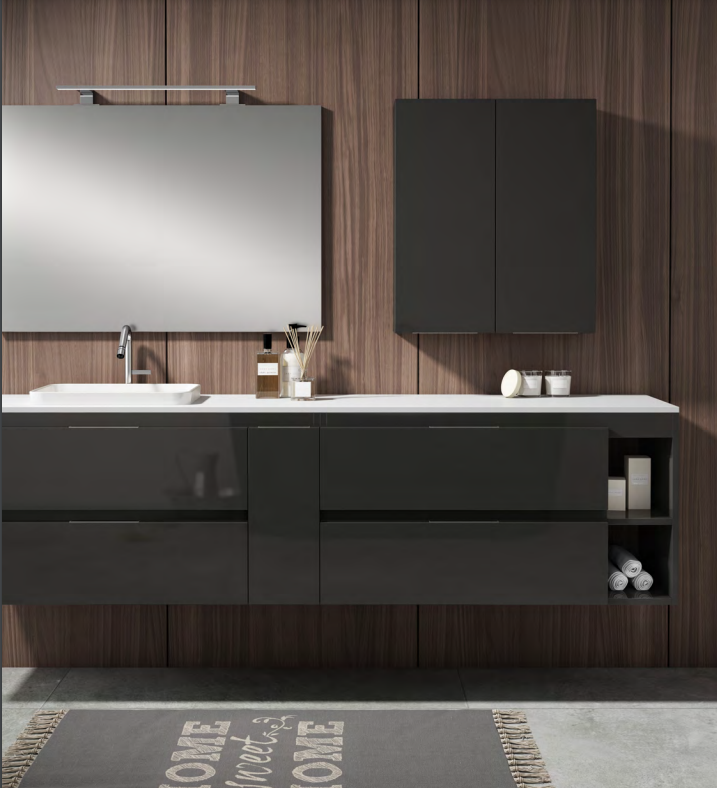 Salle de bain mur bois et rangement noir à Le Cannet | Raison Home - 1