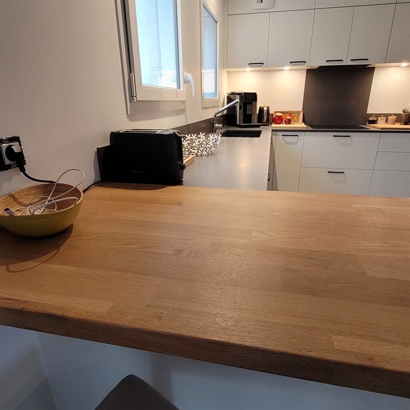 Cuisine ouverte de style moderne à Piriac-sur-Mer | Raison Home - 3