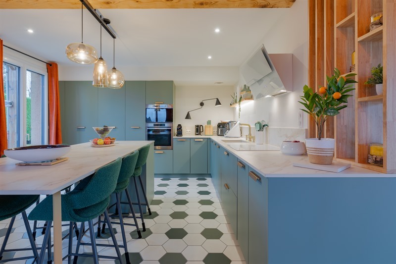 Cuisine en L verte à Montmerle-sur-Saône | Raison Home - 1