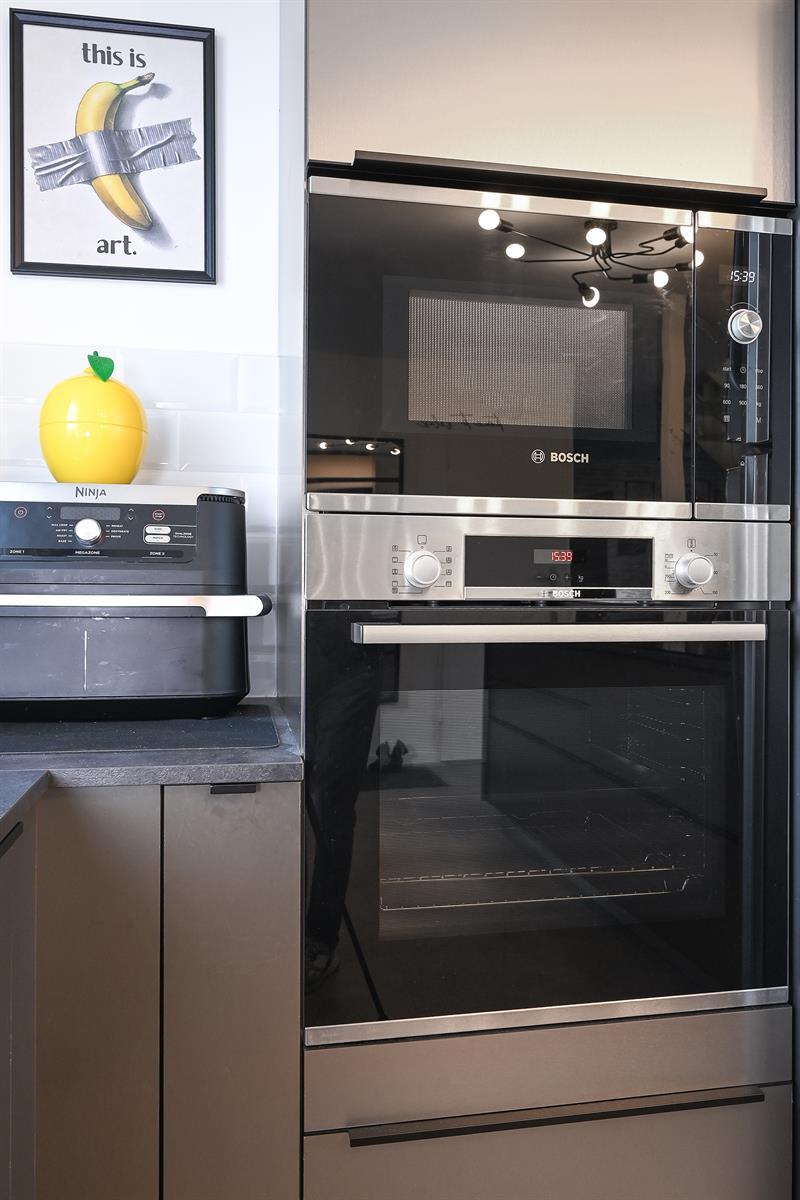 Cuisine moderne totalement grise à La Chapelle-la-Reine | Raison Home - 6