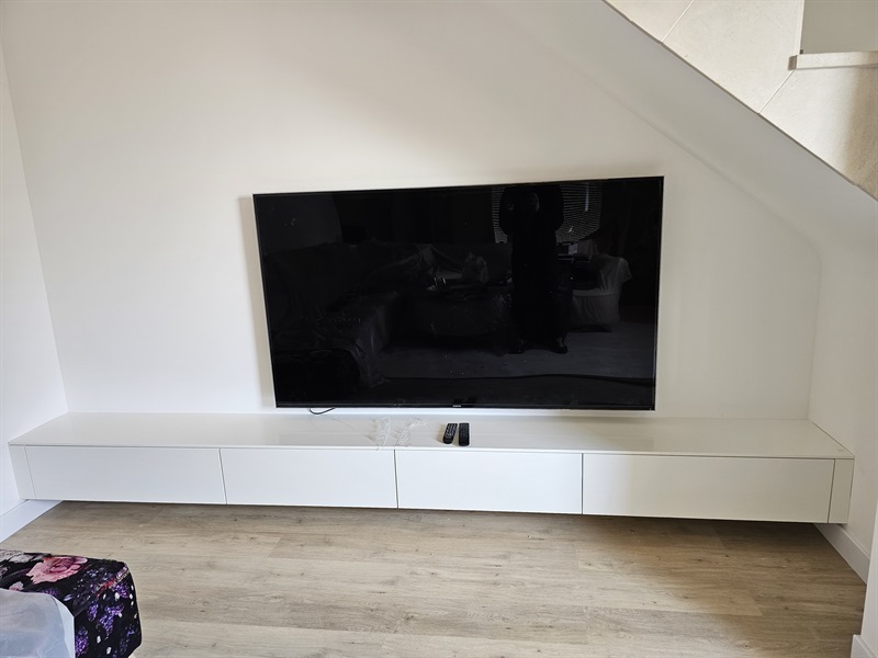 Aménagement de maison (dressing, entrée, meuble TV, salle de bain) à Heicourt 5