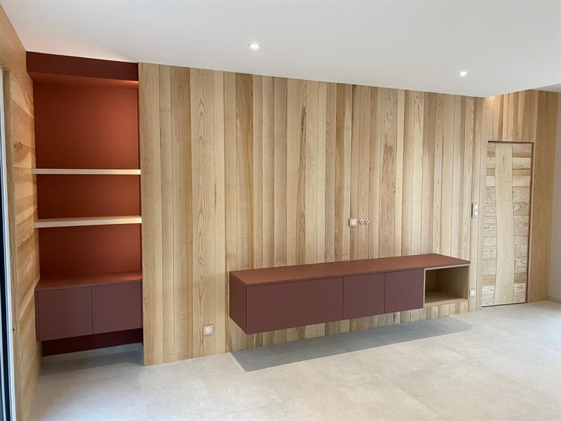 Espace entrée, bibliothèque et meuble TV à Lucon 2