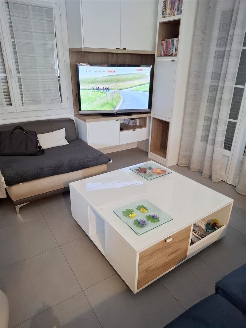 Rangements d'entrée sur-mesure bois et blanc à Chateau-d'Olonne 4