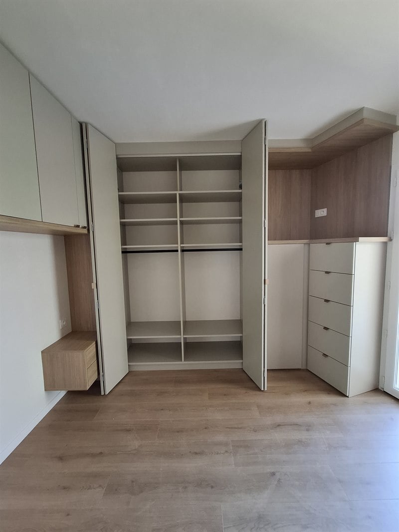 Dressing et entourage de lit à Château d'Olonne | Raison Home - 4