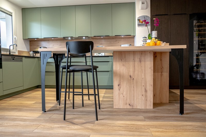 Cuisine contemporaine bois et vert à Le Havre 6