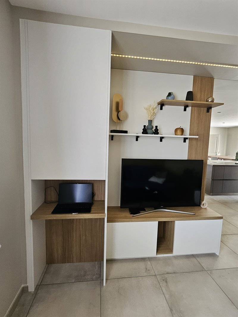 Rangements d'entrée et meuble TV blancs et bois | Raison Home - 4
