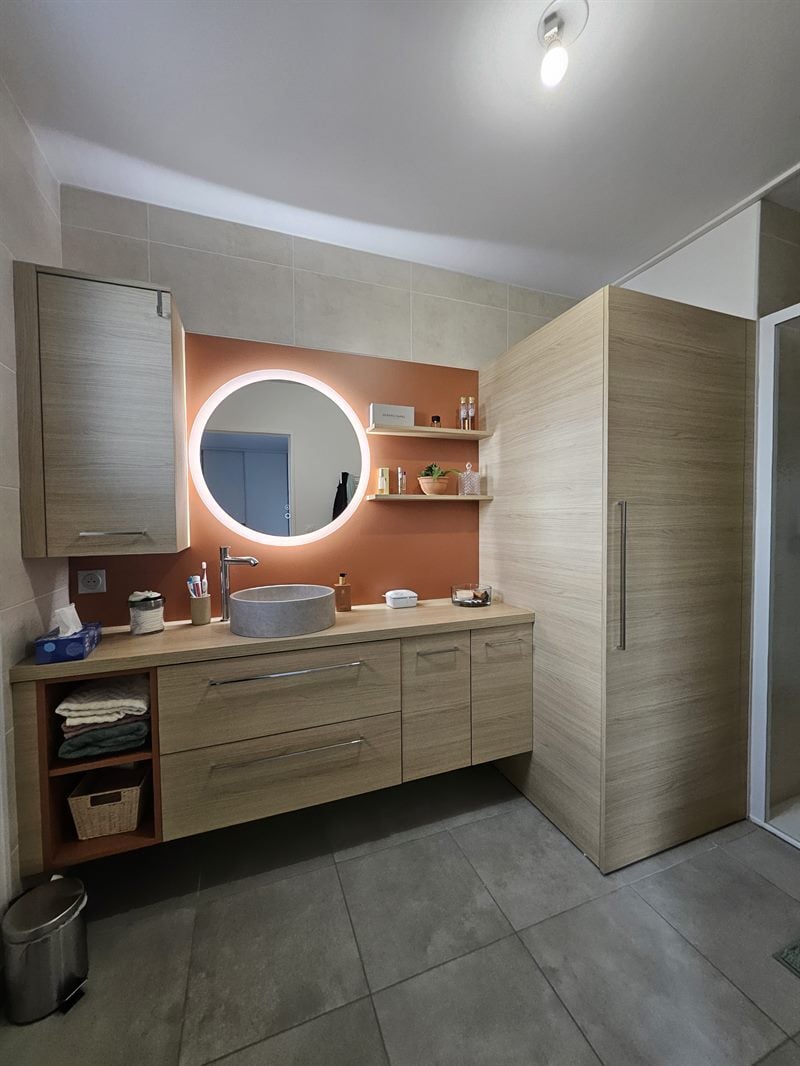 Salle de bains en bois 1