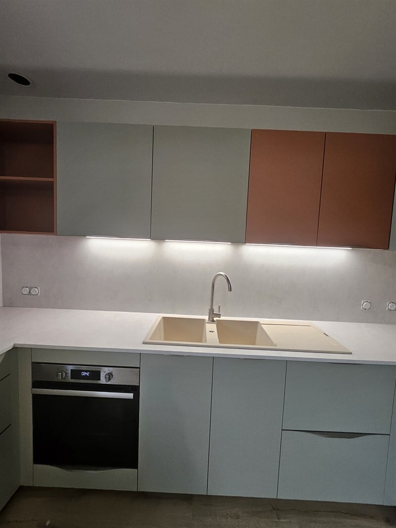 Cuisine ouverte de style moderne  | Raison Home - 5