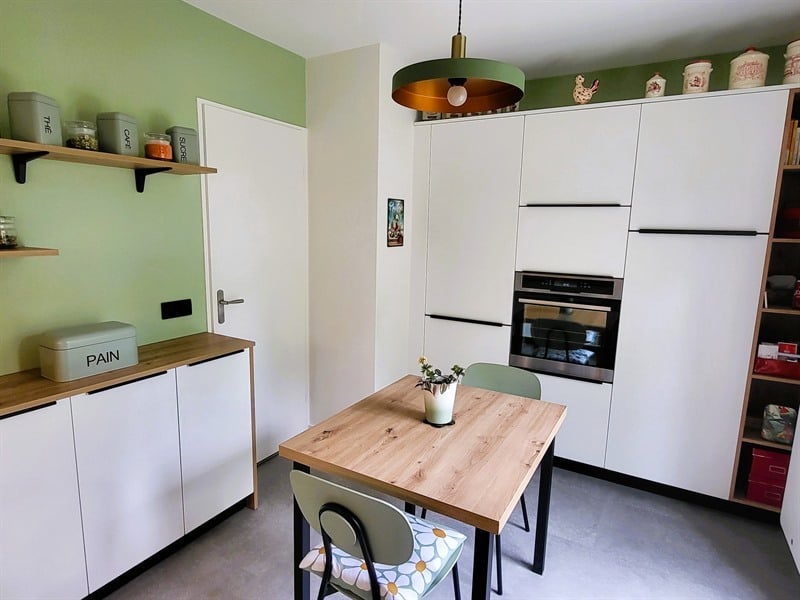 Cuisine de style moderne bois et blanc à St Herblain 2
