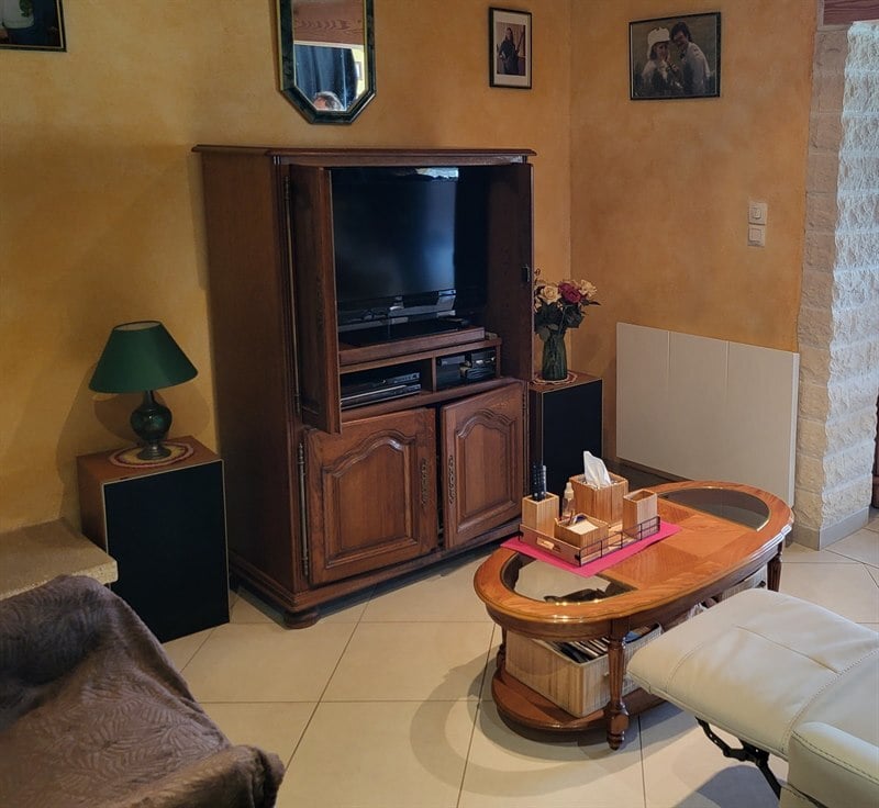 Meuble TV et table basse bois et noir à Saint-Sébastien-sur-Loire 6