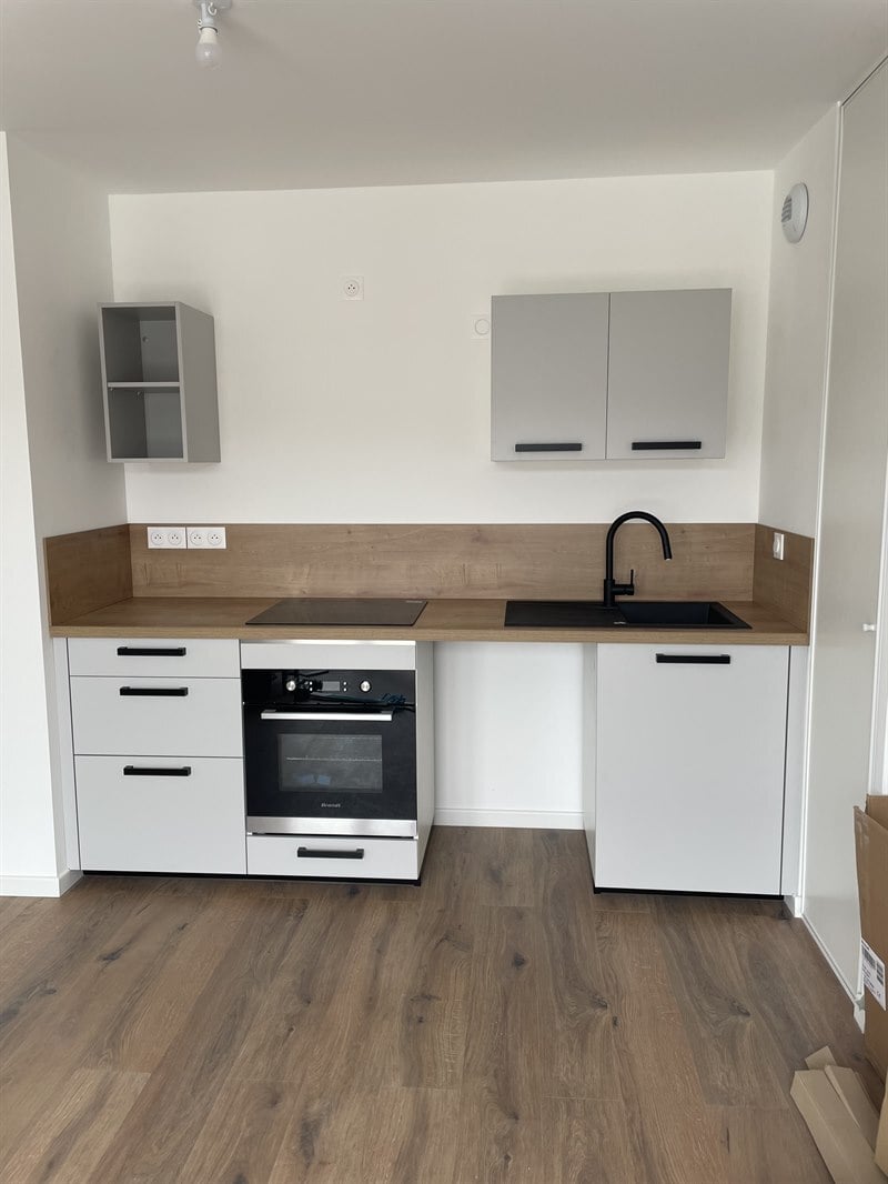 Cuisine et dressing de style moderne blanc | Raison Home - 1