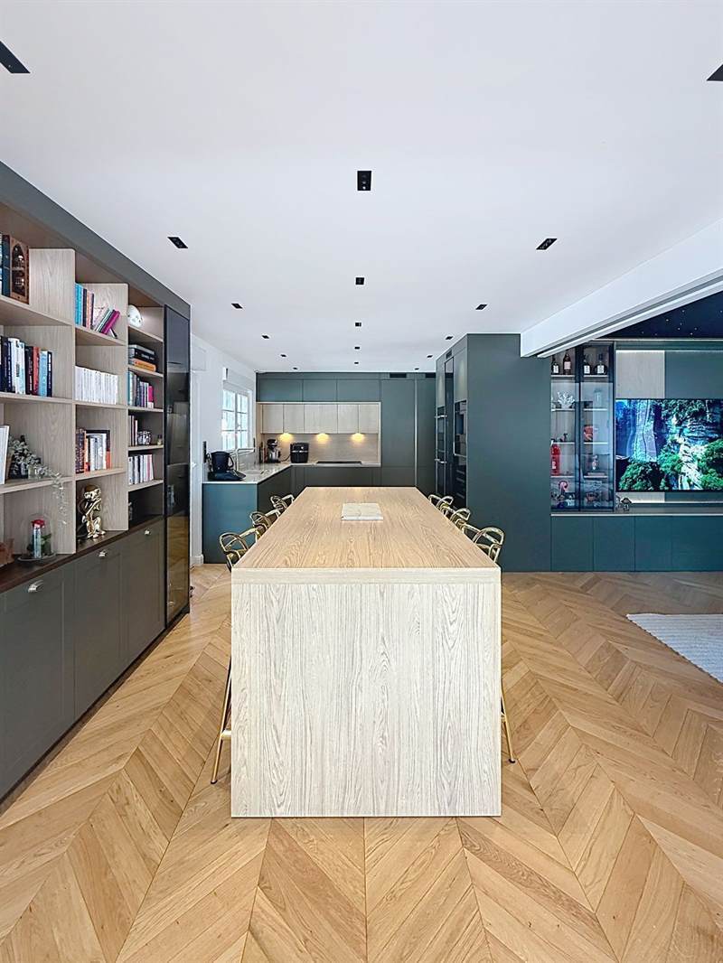 Espace cuisine, salon-séjour design et coordonnée à Lemud | Raison Home - 6