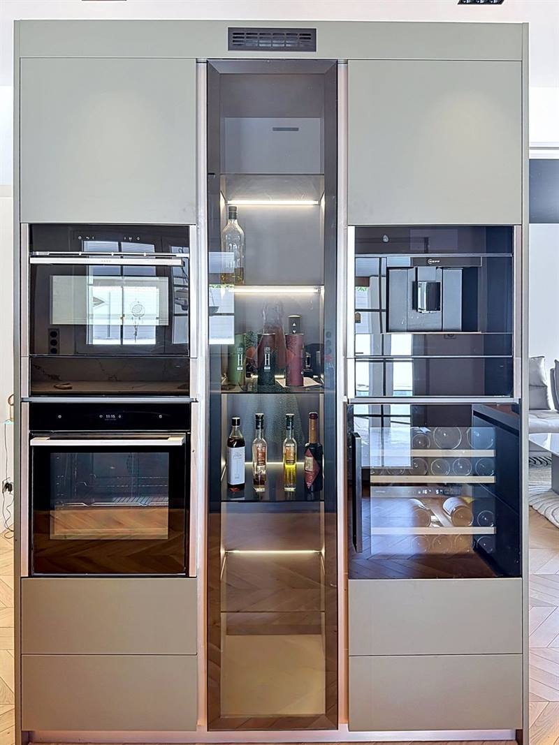 Espace cuisine, salon-séjour design et coordonnée à Lemud | Raison Home - 8