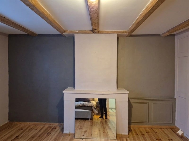 Chambre fermée de style campagne vert et marron à Bechy 9