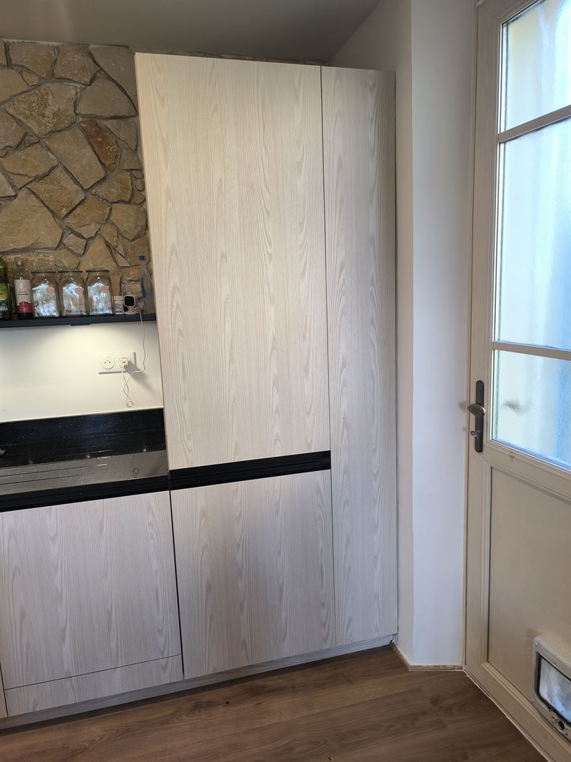 Cuisine ouverte de style nature à Châteauneuf-de-Gadagne | Raison Home - 8