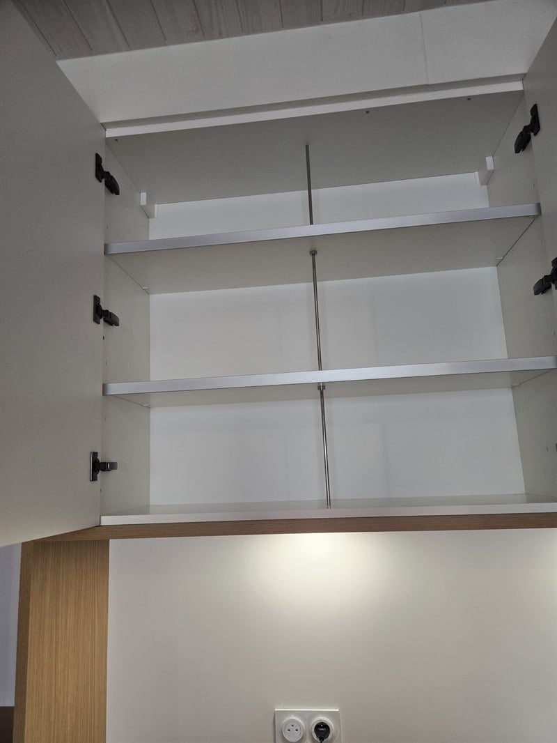 Bureau et espace rangement sur-mesure à Roullet-Saint-Estèphe 4