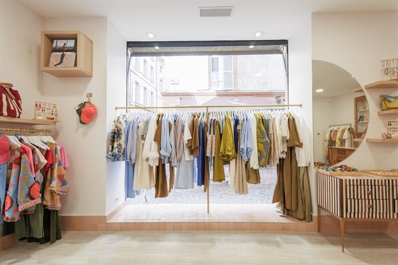 Aménagement magasin prêt-à-porter à Montauban 3