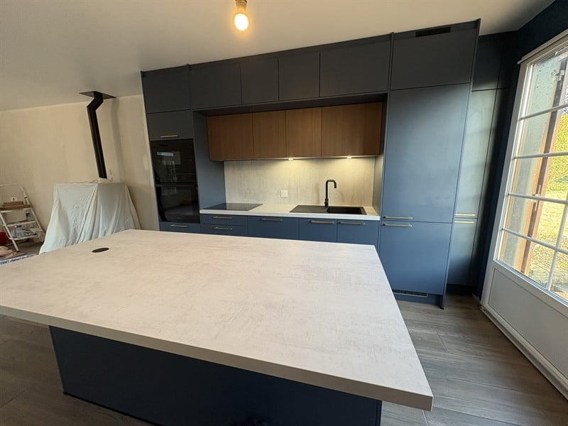 Cuisine à cadre bleue à Bermesnil | Raison Home - 3