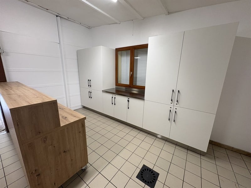Cuisine pour aménagement professionnel à Villers-sous-Ailly 5