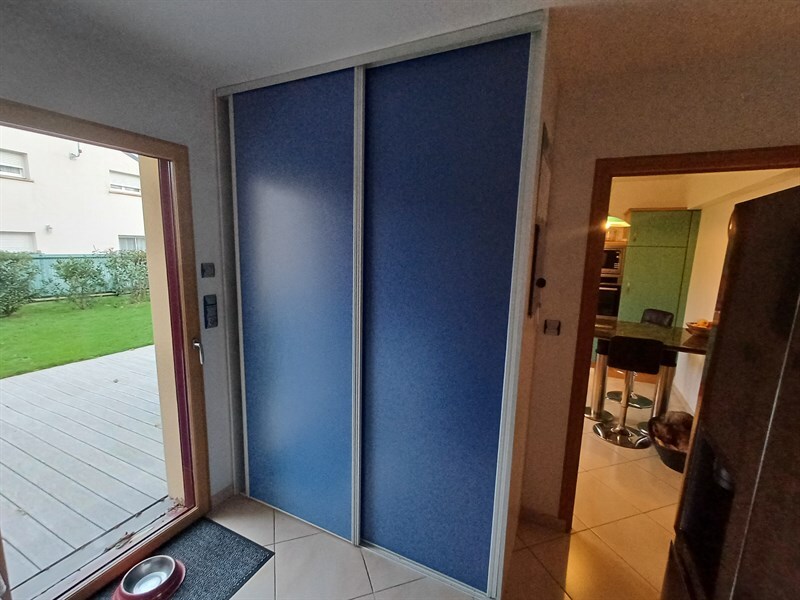 Cuisine en U de style contemporain à Ambon | Raison Home - 6