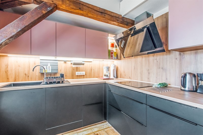Cuisine moderne rose en forme L 3