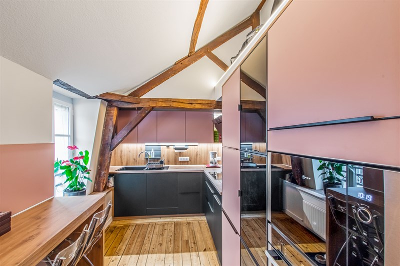 Cuisine moderne rose en forme L 4