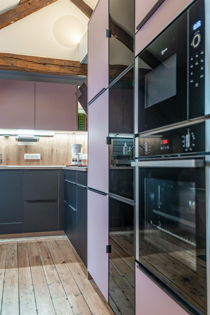 Cuisine moderne rose en forme L 7