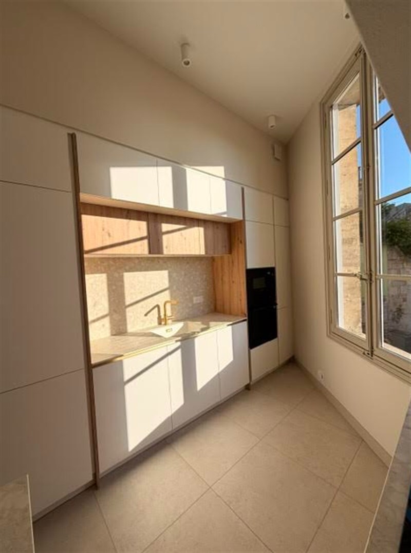 Cuisine de style moderne blanc à Niort | Raison Home - 1