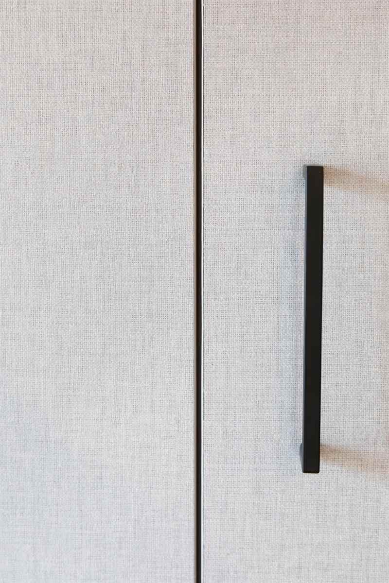 Grand dressing beige à Chapelle-Lez-Herlaimont 2