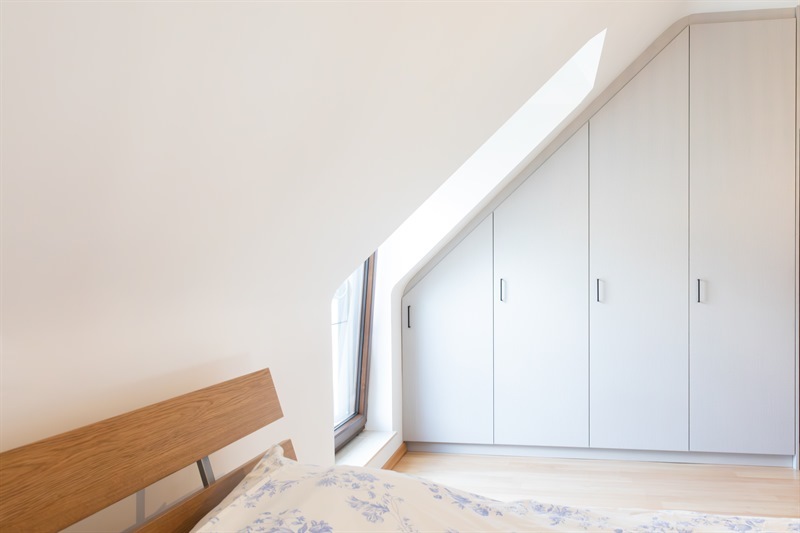 Grand dressing beige à Chapelle-Lez-Herlaimont 6