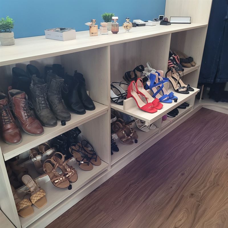 Pièce dressing avec un maximum de rangements à Pontchateau | Raison Home - 4