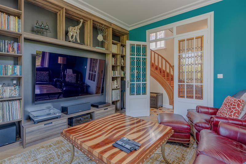 Meuble TV et bibliothèque en bois à Francheville | Raison Home - 1