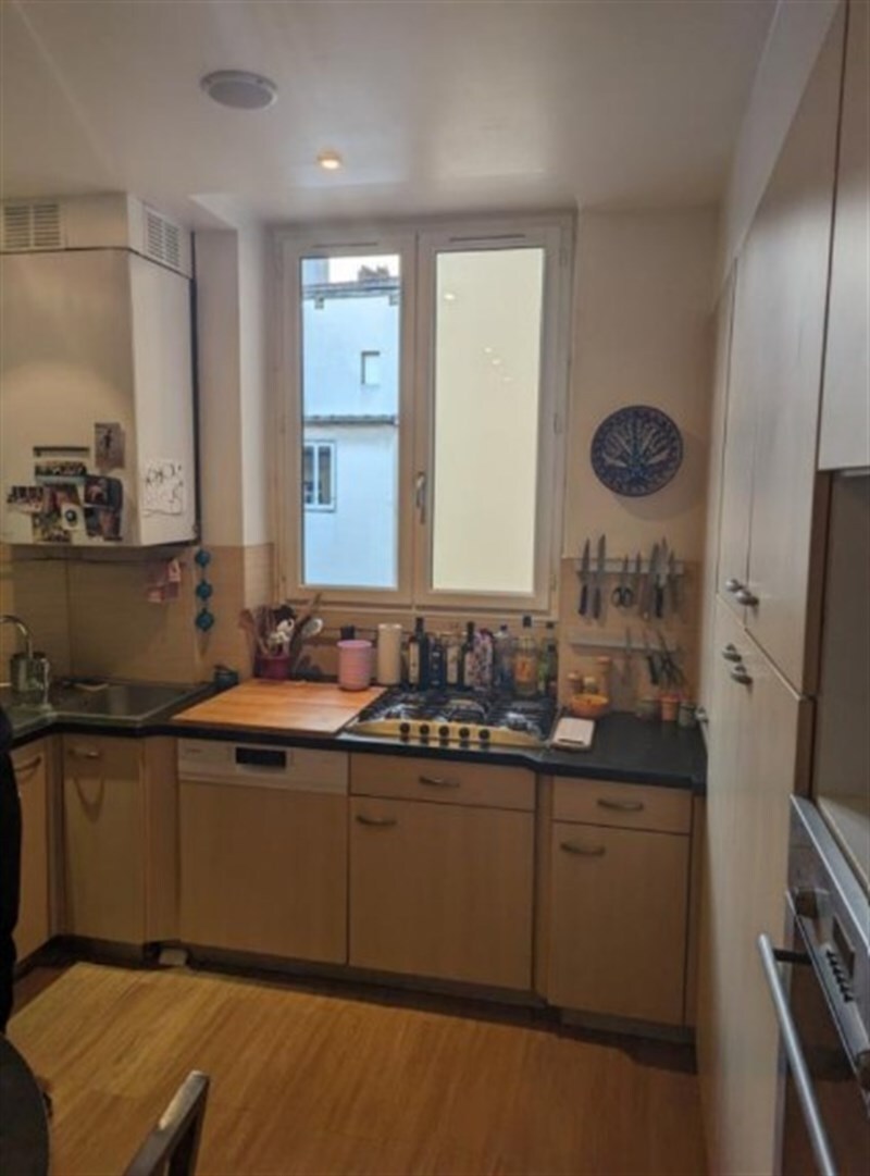Cuisine en U de style nature bois et blanc à Lyon | Raison Home - 10