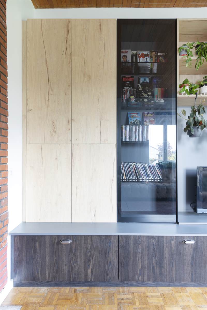 Meuble TV et bibliothèque de style contemporain bois et gris à Liverdun | Raison Home - 4