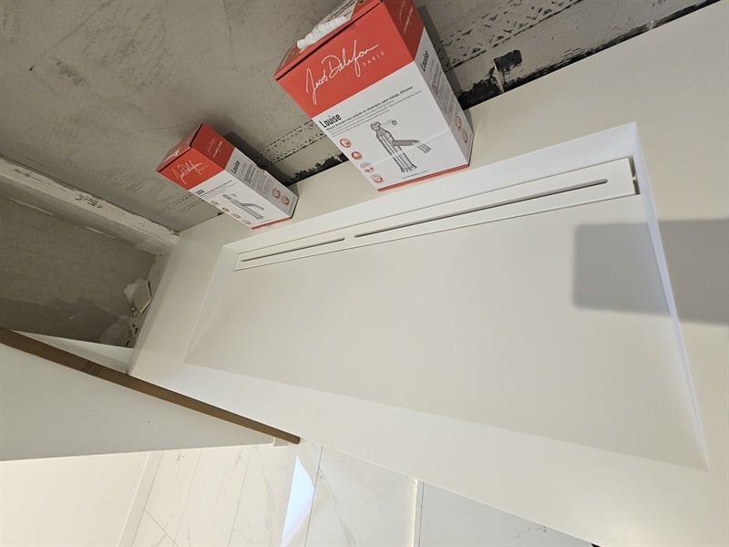 Aménagement de maison (dressing, entrée, meuble TV, salle de bain) à Heicourt | Raison Home - 3