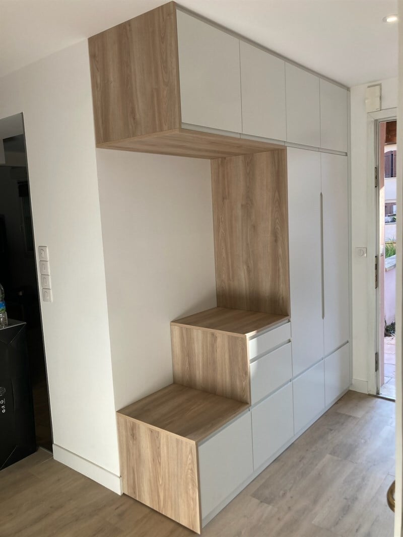 Aménagement de maison (dressing, entrée, meuble TV, salle de bain) à Heicourt | Raison Home - 7